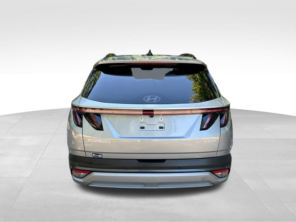 Used 2025 Silver Hyundai Limited image 4