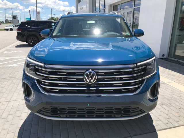New 2026 Mountain Lake Blue Metallic Volkswagen 2.0T SEL image 3