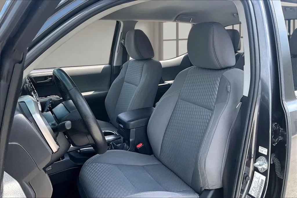 Used 2022 Gray Toyota SR5 image 22