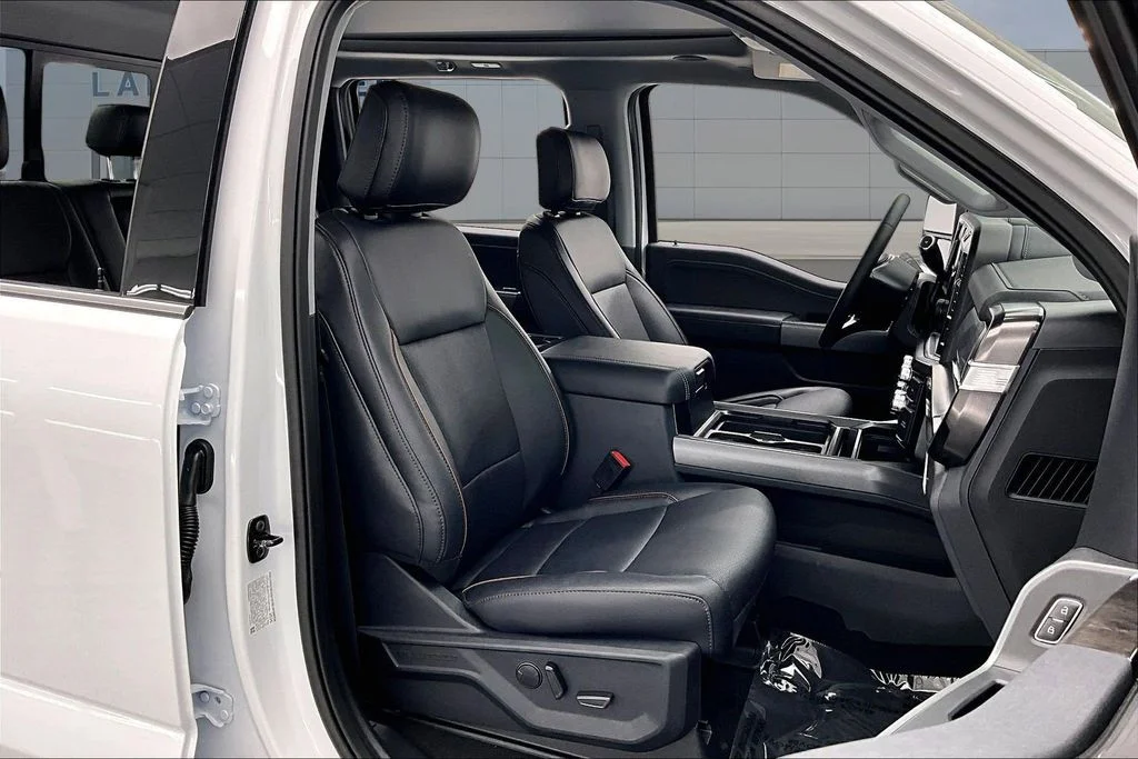 New 2026 Oxford White Ford F-350® Lariat® image 11
