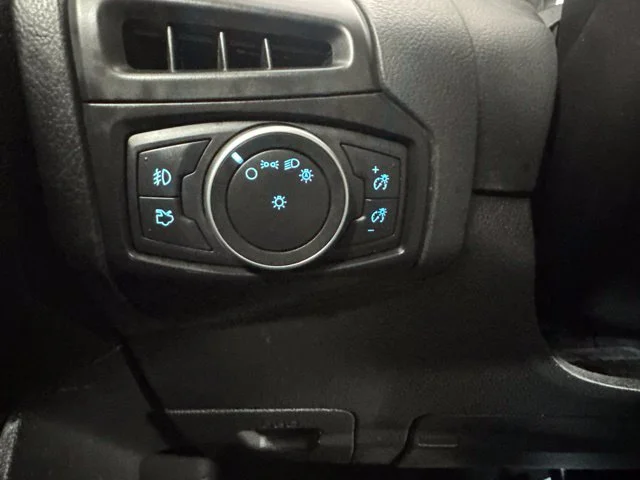 Certified Used 2018 Blue Metallic Ford Titanium image 19