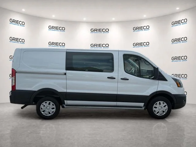 Used 2025 Oxford White Ford Base image 39
