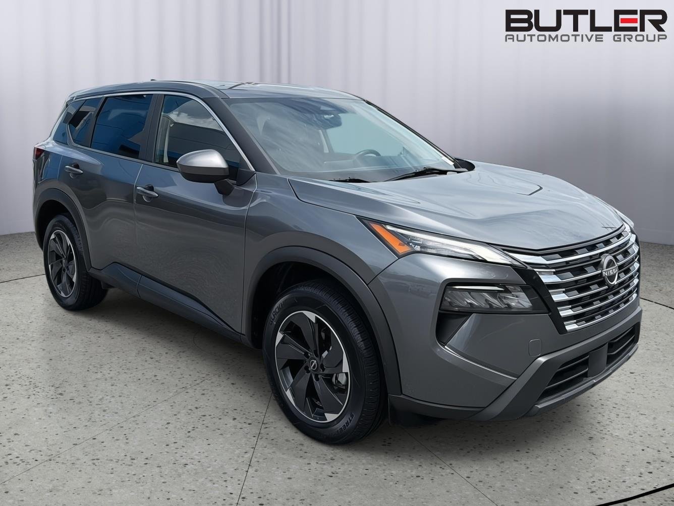 Used 2024 Gun Metallic Nissan SV image 8