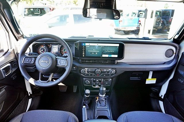 New 2026 Bright White Clear-Coat Exterior Paint Jeep Sport S image 23