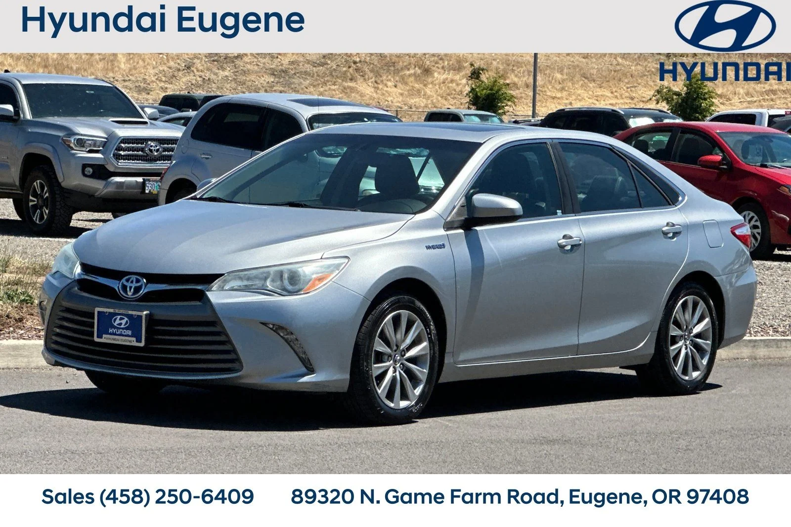 Used 2016 Silver Toyota XLE image 9