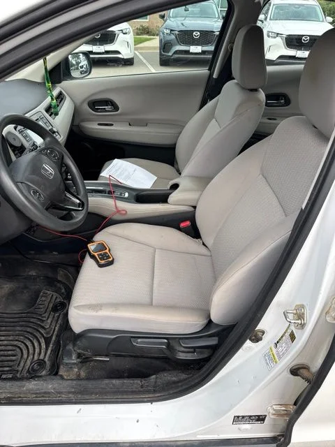Used 2016 White Honda LX image 7