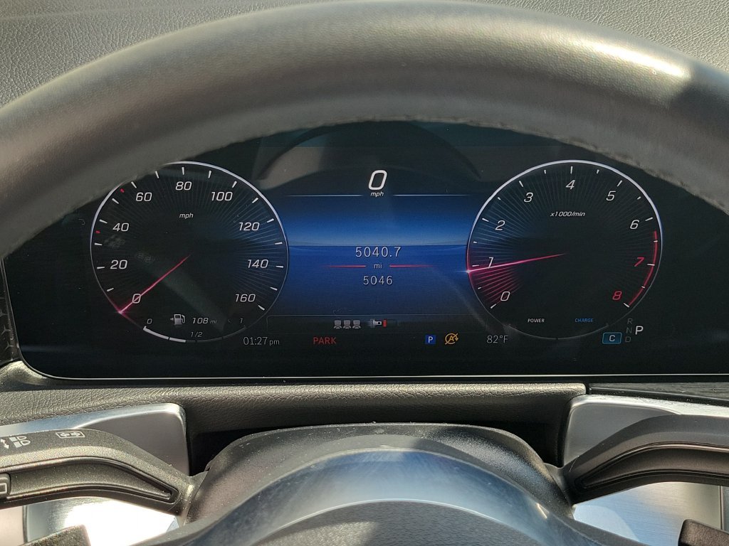 Certified Used 2026 White Mercedes-Benz GLB 250 image 27