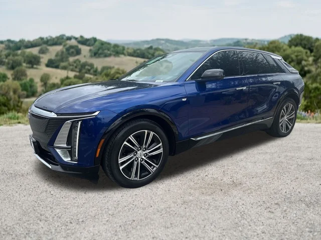 2023 Cadillac LYRIQ Luxury