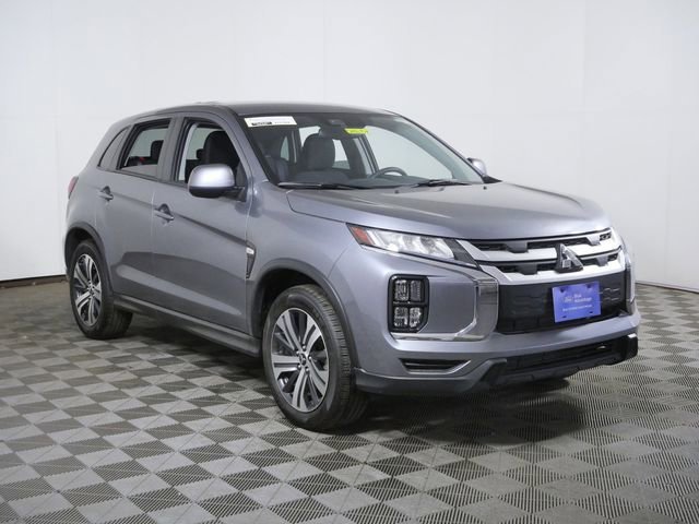 2025 Mitsubishi Outlander Sport 2.0 ES AWC CVT's photo
