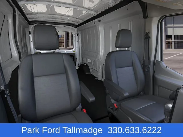 New 2026 Oxford White Ford Base image 10