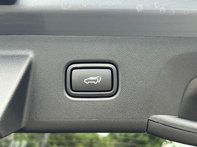 New 2026 Gray Hyundai SEL FWD image 35