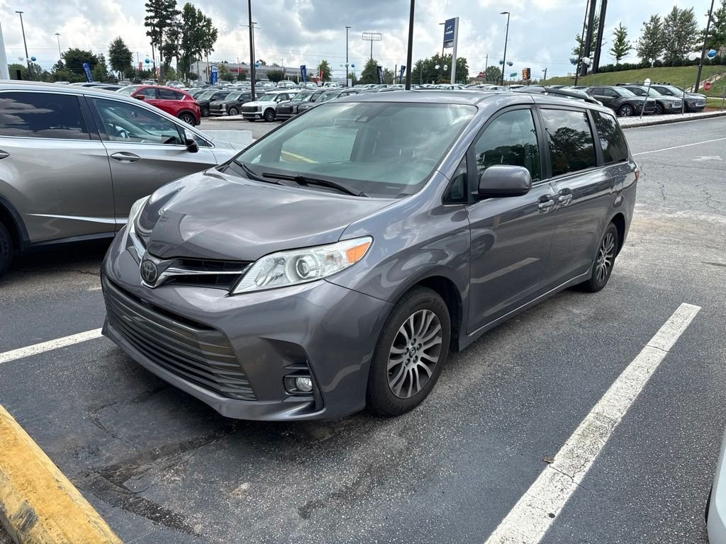 Used 2020 Gray Toyota XLE image 1