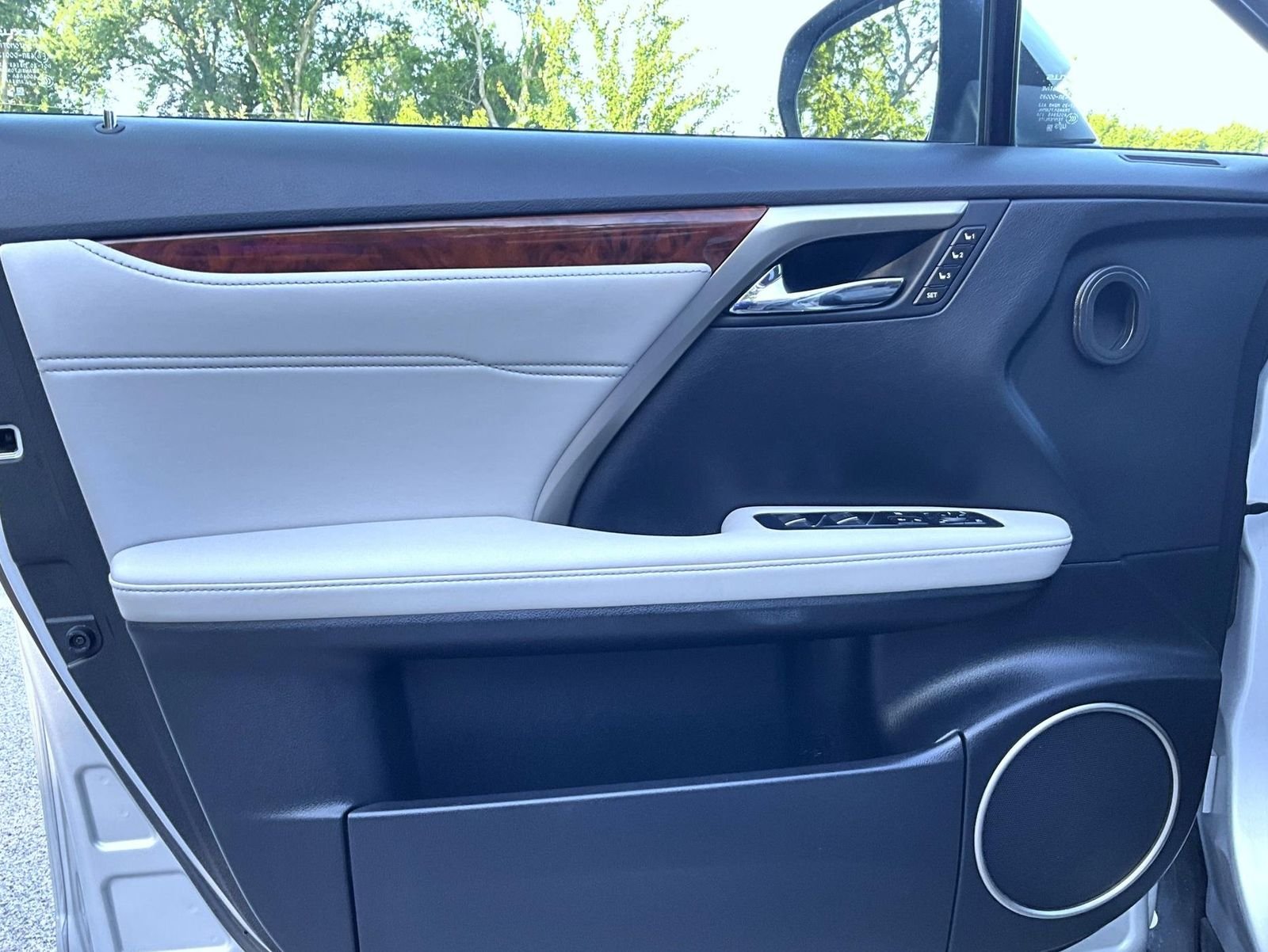 Used 2018 Silver Lexus 350L image 10