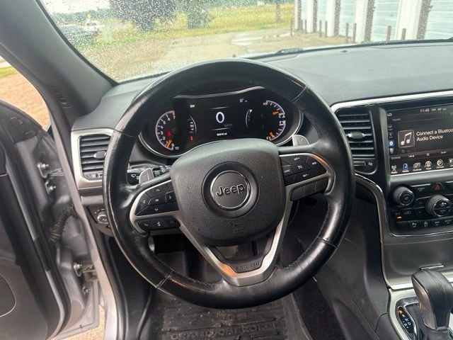 Used 2017 Silver Jeep Altitude image 13