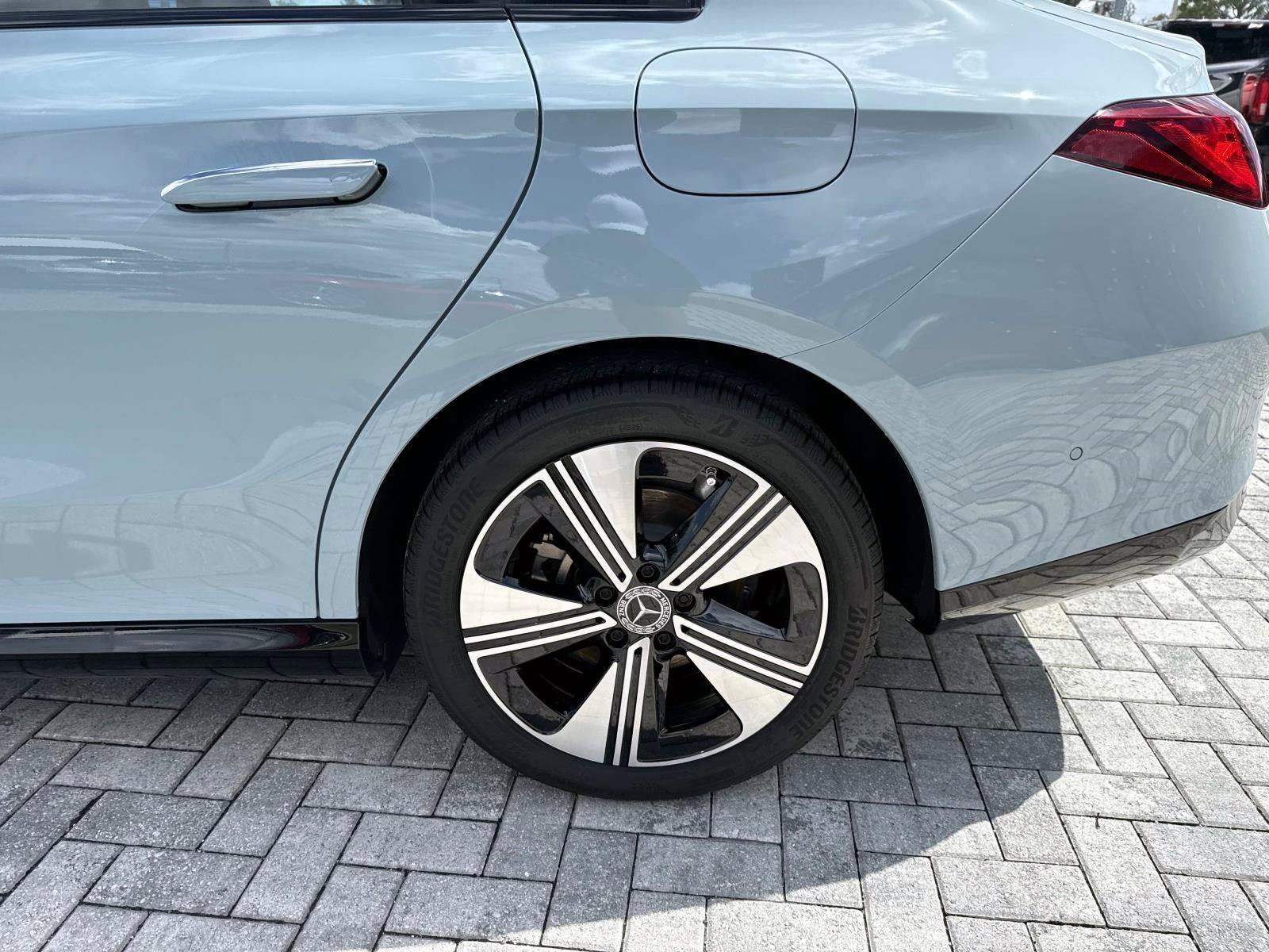 New 2027  Mercedes-Benz 220 Hybrid FWD image 10