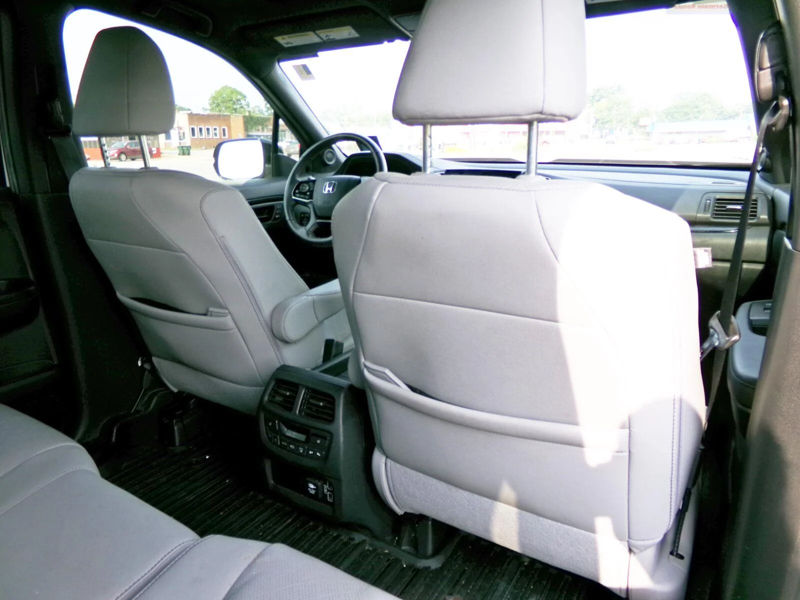 Used 2023 Platinum White Pearl Honda Elite image 17