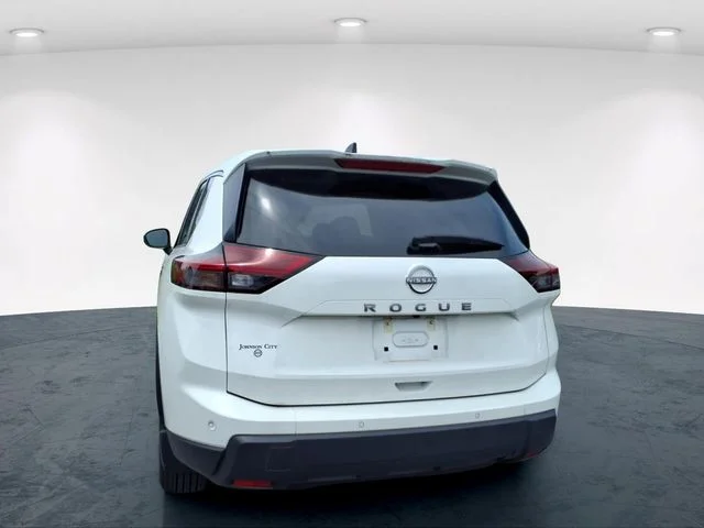 Used 2024 White Nissan S image 22