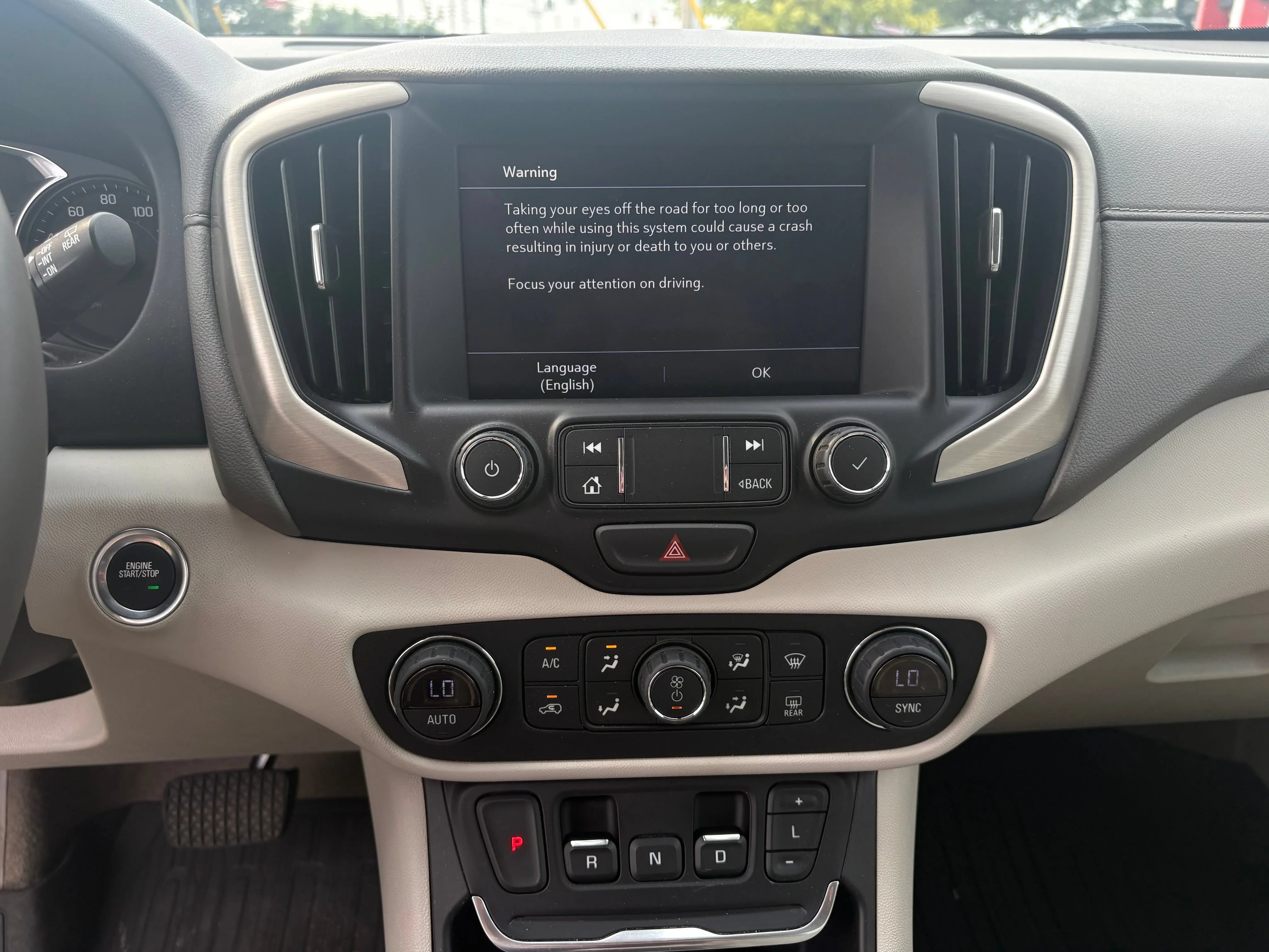 Used 2020 WHITE FROST TRICOAT GMC Denali image 12