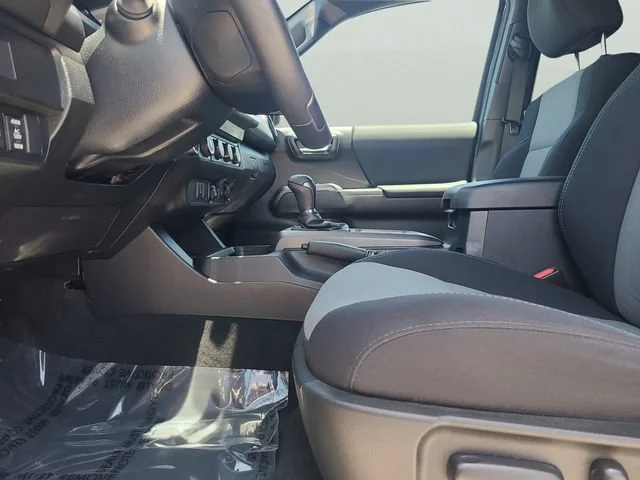 Used 2020 Gray Toyota SR5 image 18