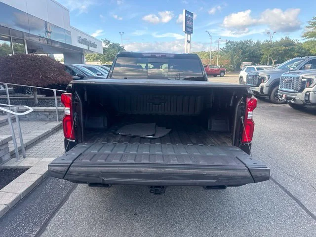 Used 2025 Black Chevrolet High Country image 11