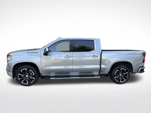Used 2024 Gray Chevrolet LTZ image 3
