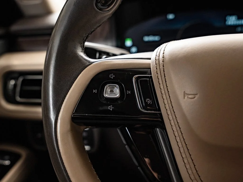 Used 2021 Flight Blue Lincoln Reserve image 31