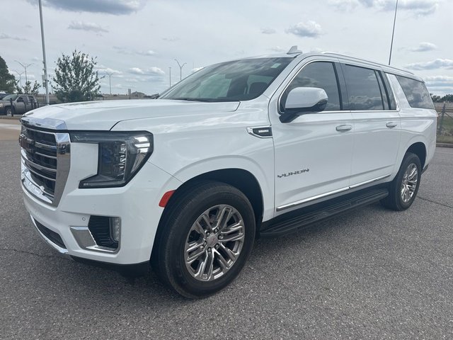 2022 GMC Yukon XL SLT