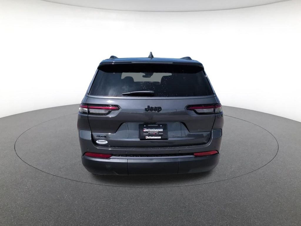 New 2026 Gray Jeep Altitude image 6