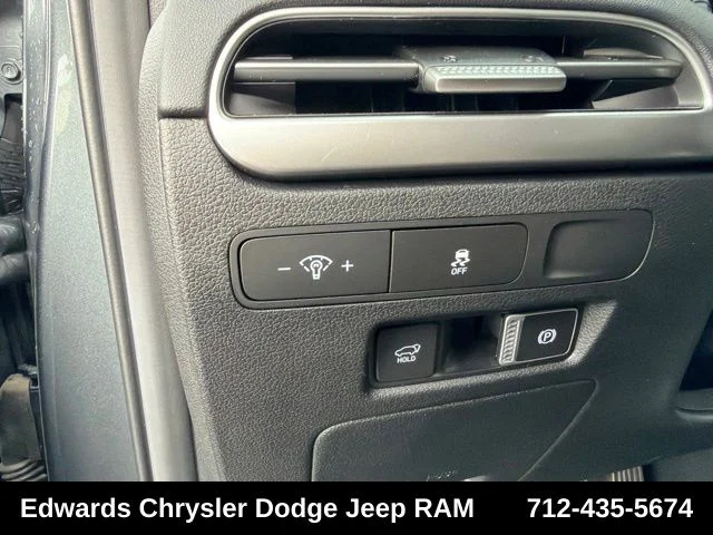 Used 2024 Gray Hyundai SEL image 22