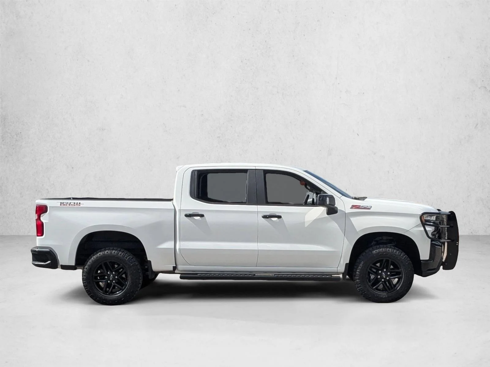 Used 2021 Summit White Chevrolet LT Trail Boss image 4
