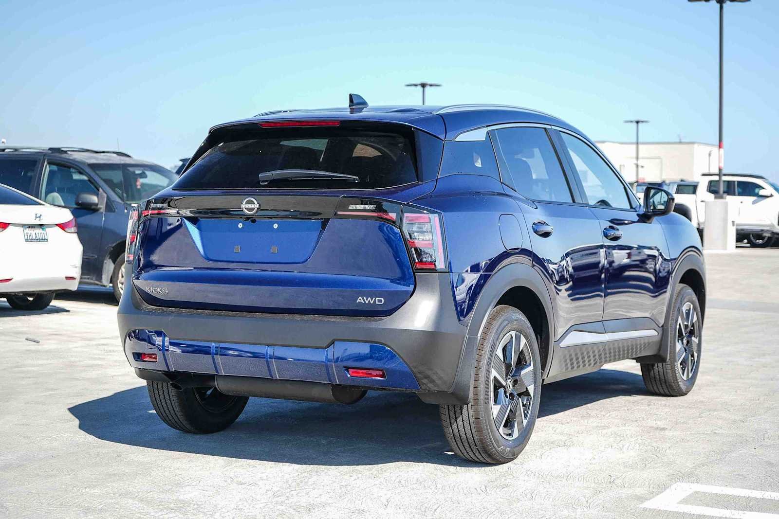 New 2027 Deep Blue Pearl Nissan SV image 6