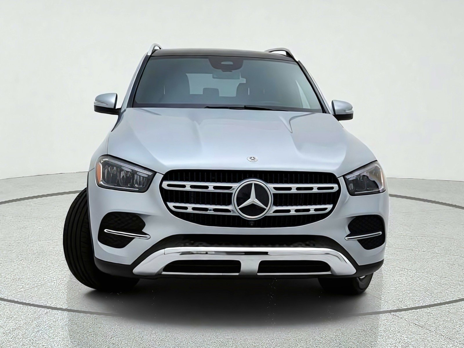 Certified Used 2026 Cirrus Silver Metallic Mercedes-Benz GLE 350 image 3