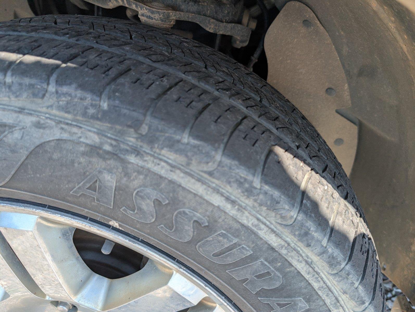 Used 2006 Mineral Grey Metallic Ford Eddie Bauer image 12