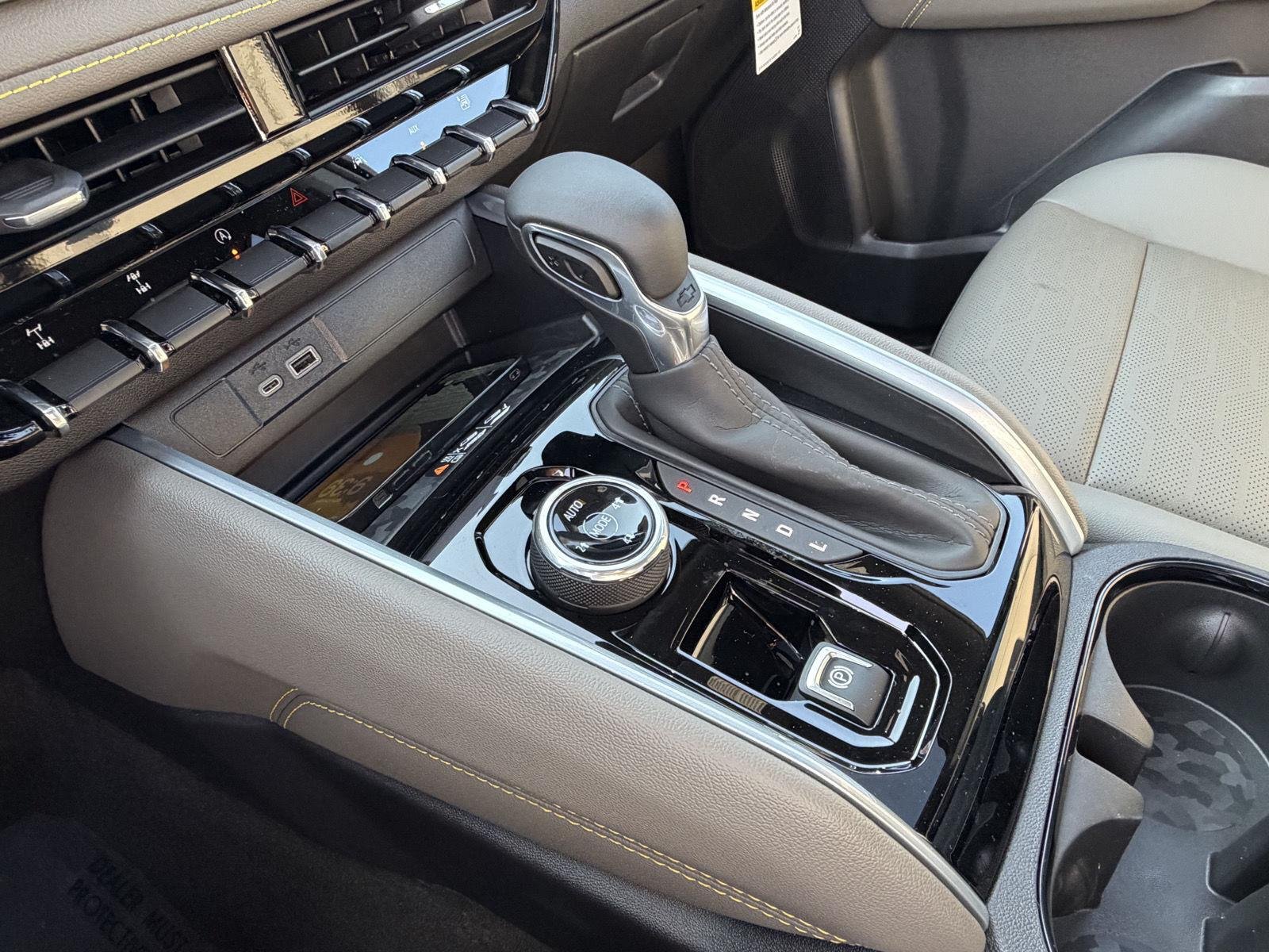2026 Chevrolet Colorado ZR2 - Photo 19