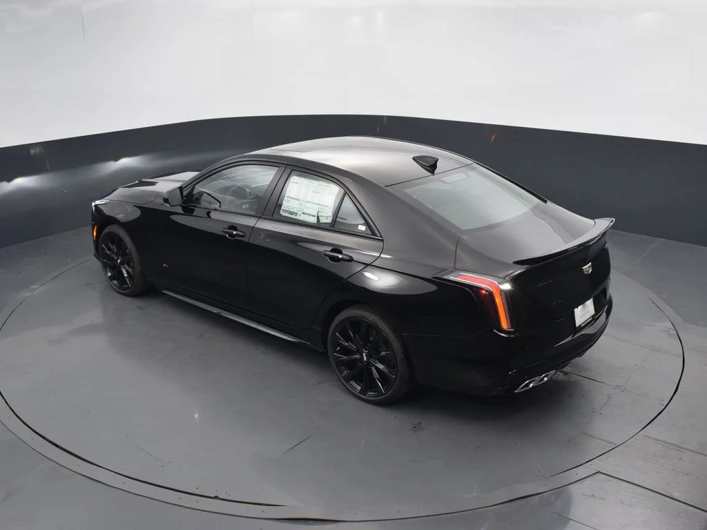 2025 Cadillac CT4 V-Series - Photo 40
