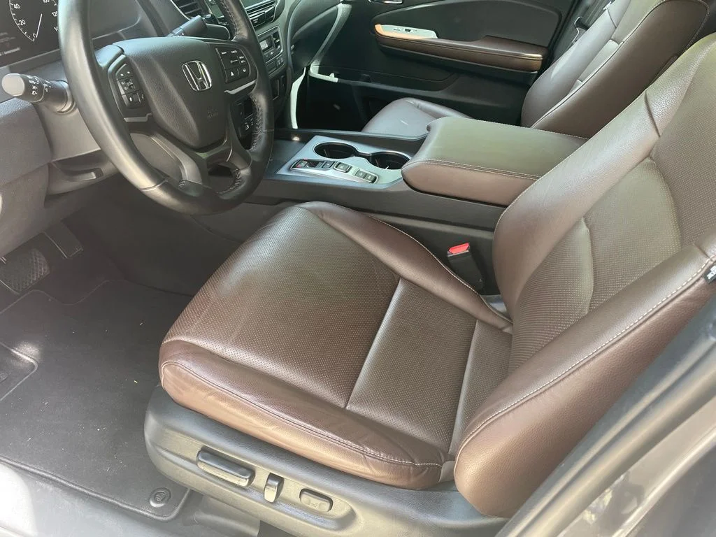 Used 2024 Gray Honda RTL image 10