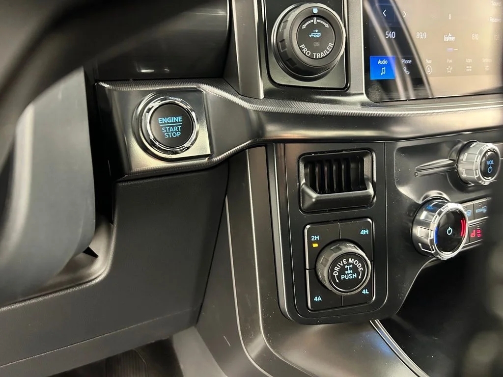 New 2026 Agate Black Metallic Ford Lariat image 22