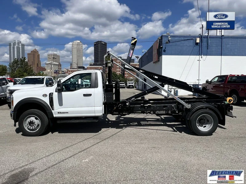 New 2026 Oxford White Ford XL image 1