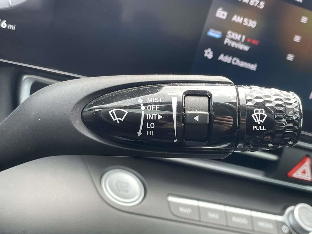 Used 2022 Blue Hyundai Limited image 34
