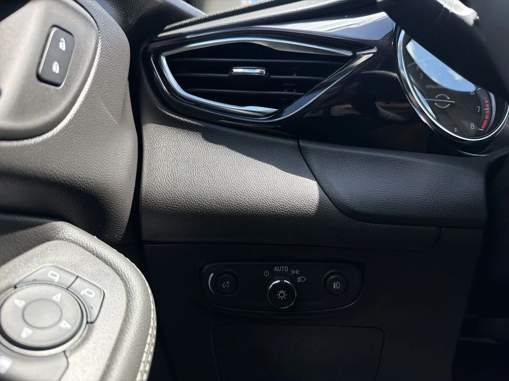 Used 2023 White Buick Preferred image 24