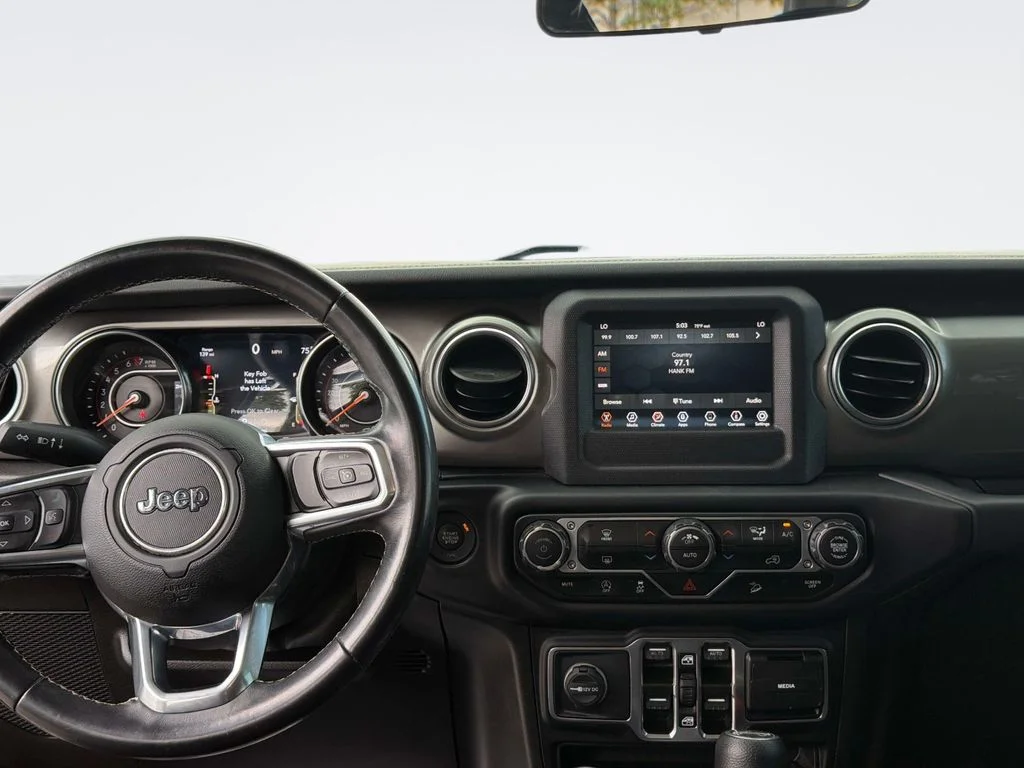 Used 2019 Gray Jeep Unlimited Sahara image 14