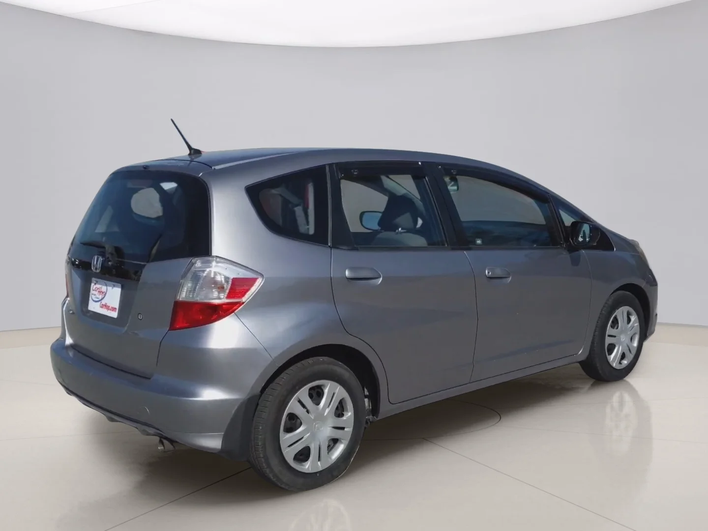 Used 2010 White Honda SUV image 5