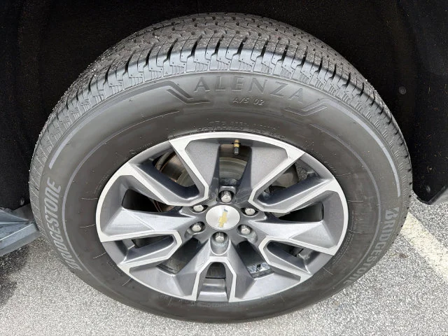 Used 2021 SATIN STEEL METALLIC Chevrolet LT image 20
