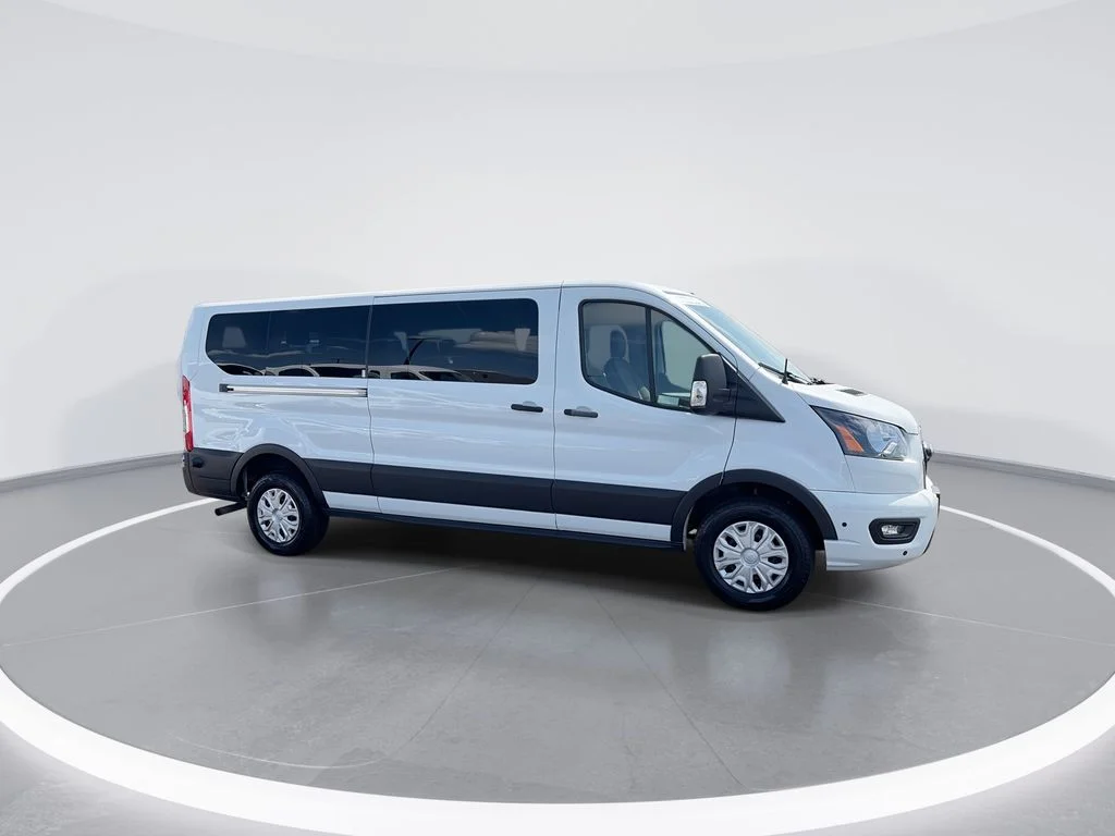 Used 2024 White Ford XLT image 2
