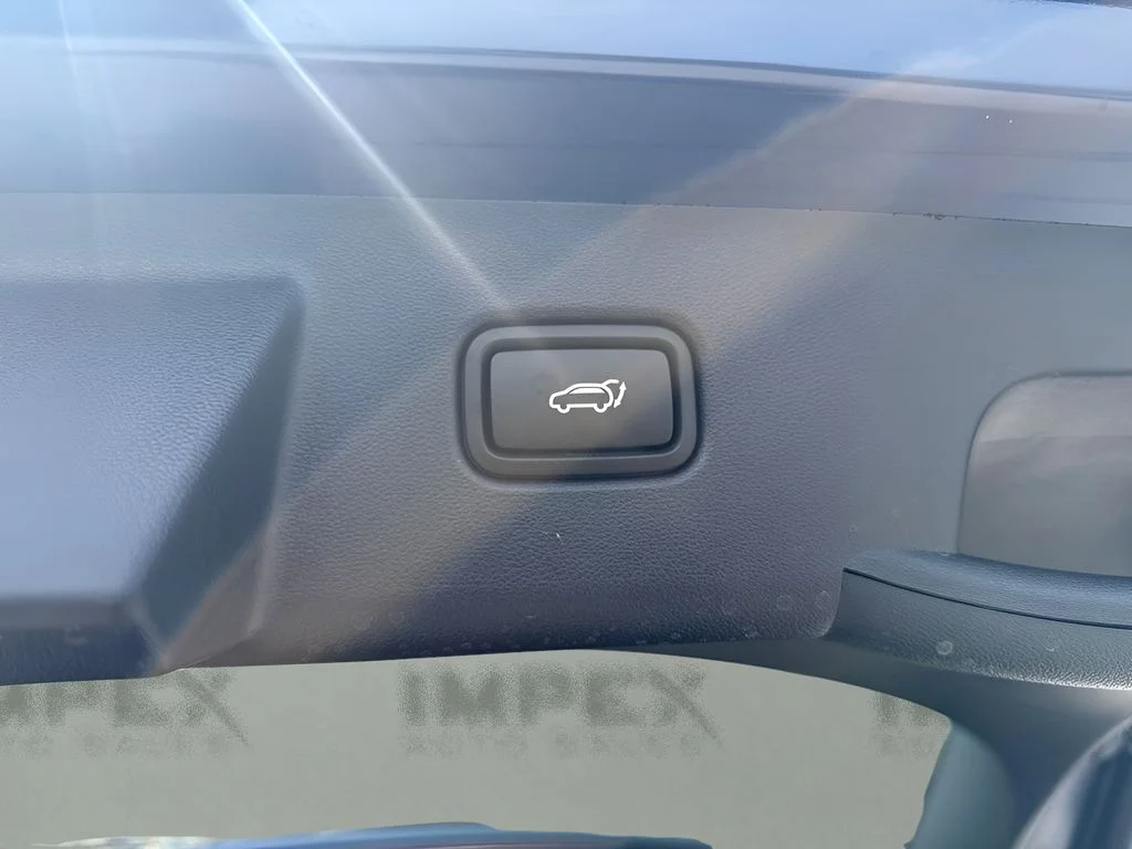 Used 2026 Blue Hyundai SEL image 18