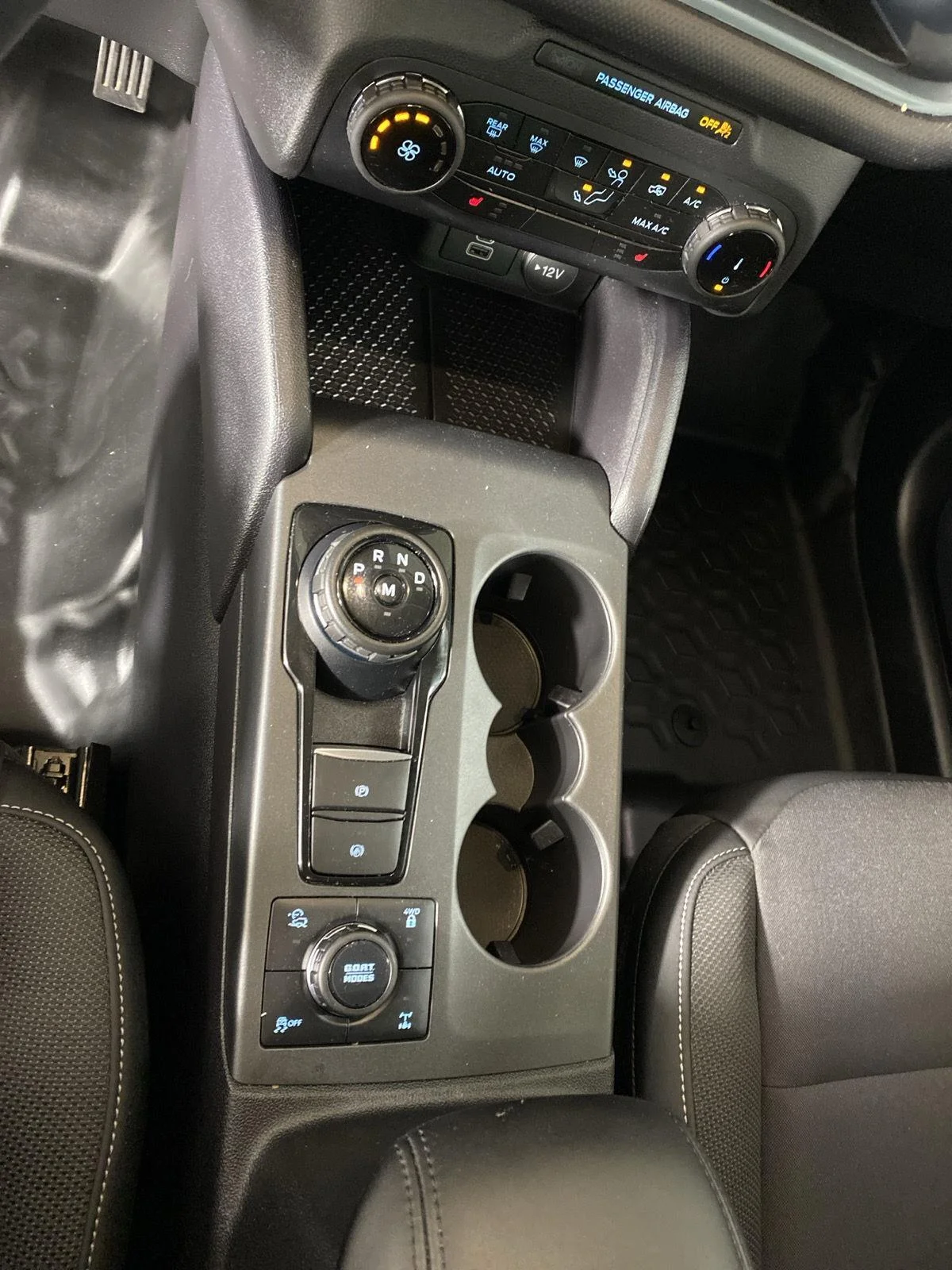 Used 2024 Atlas Blue Ford Badlands image 24