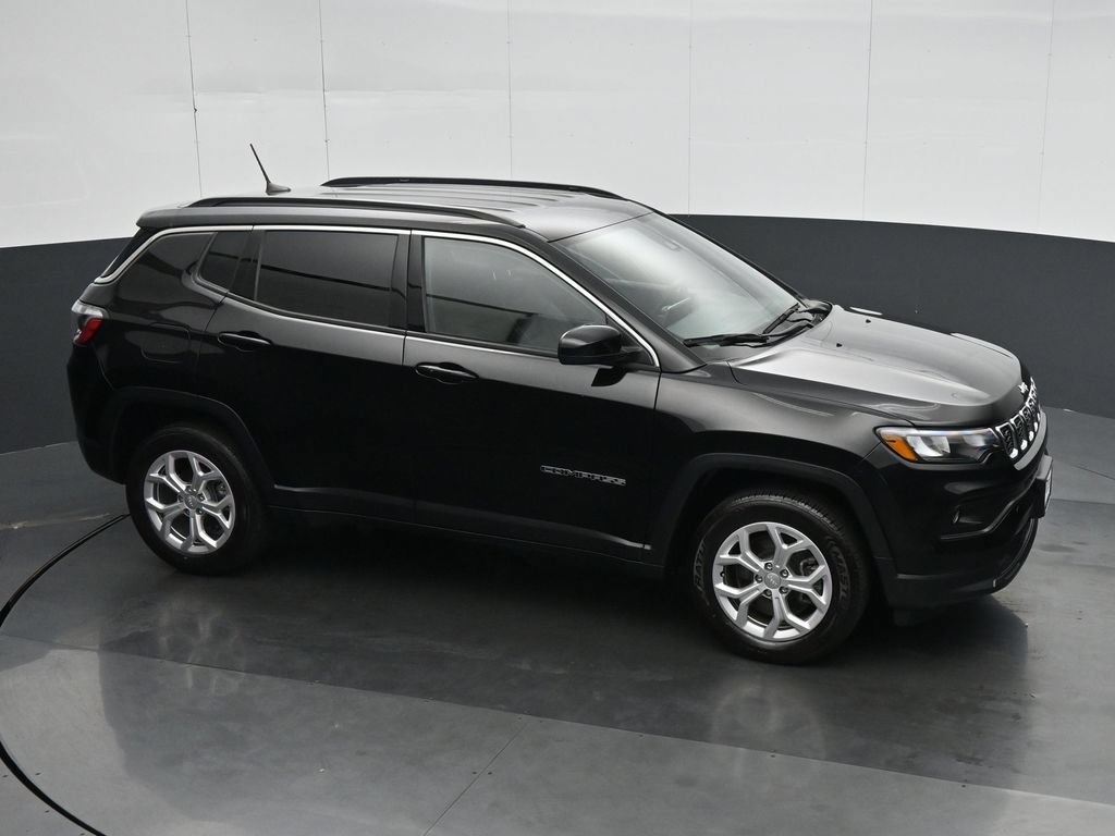 Used 2024 Black Jeep Latitude image 23
