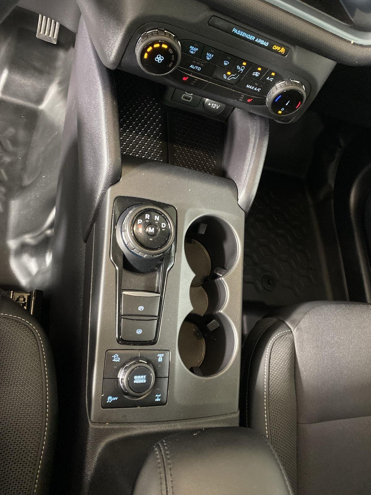 Used 2024 Atlas Blue Ford Badlands image 24