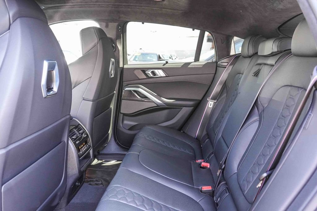 2026 BMW X6 M X6 M - Photo 18