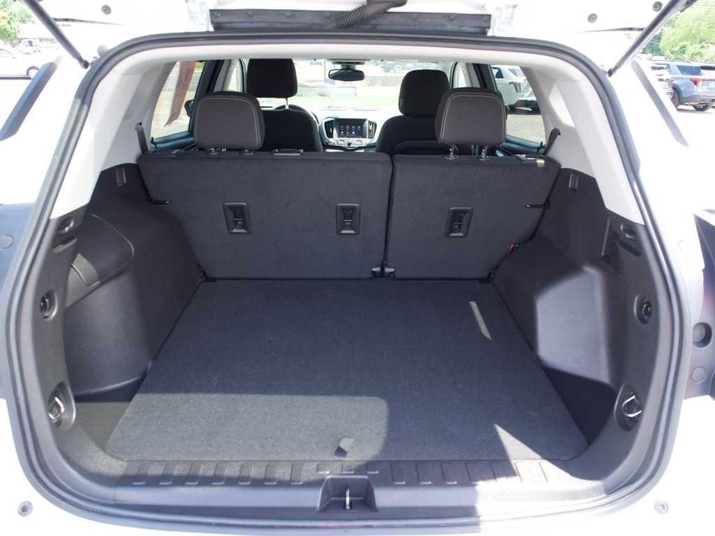 Certified Used 2024 Summit White GMC SLE image 37